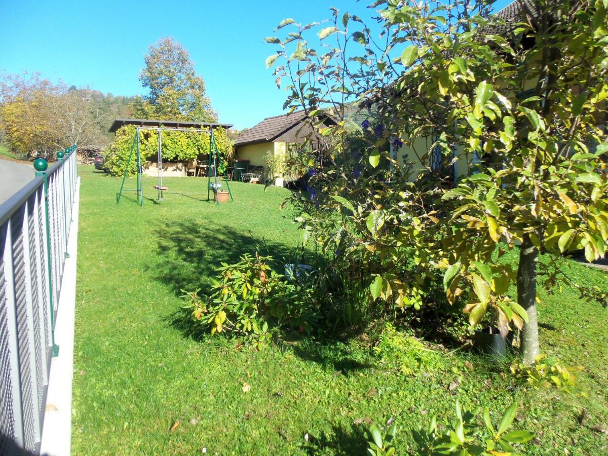 Obstbau Und Gaestezimmer Stani Kitzeck im Sausal Exterior photo