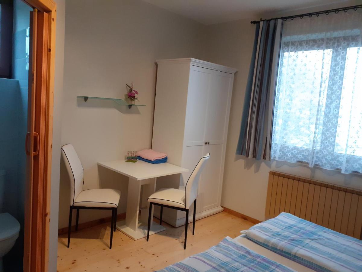 Obstbau Und Gaestezimmer Stani Kitzeck im Sausal Exterior photo